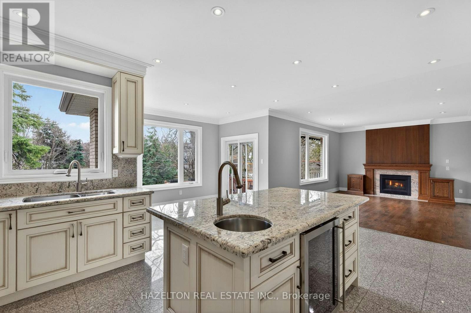 173 Holmes Avenue, Toronto, ON, M2N 4M7 - 3