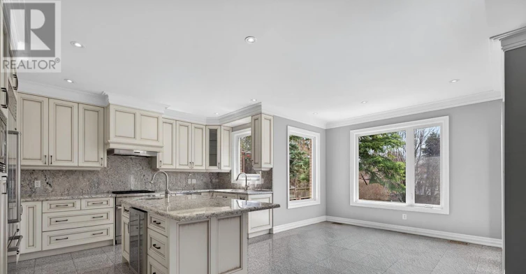 173 Holmes Avenue, Toronto, ON, M2N 4M7 - 4