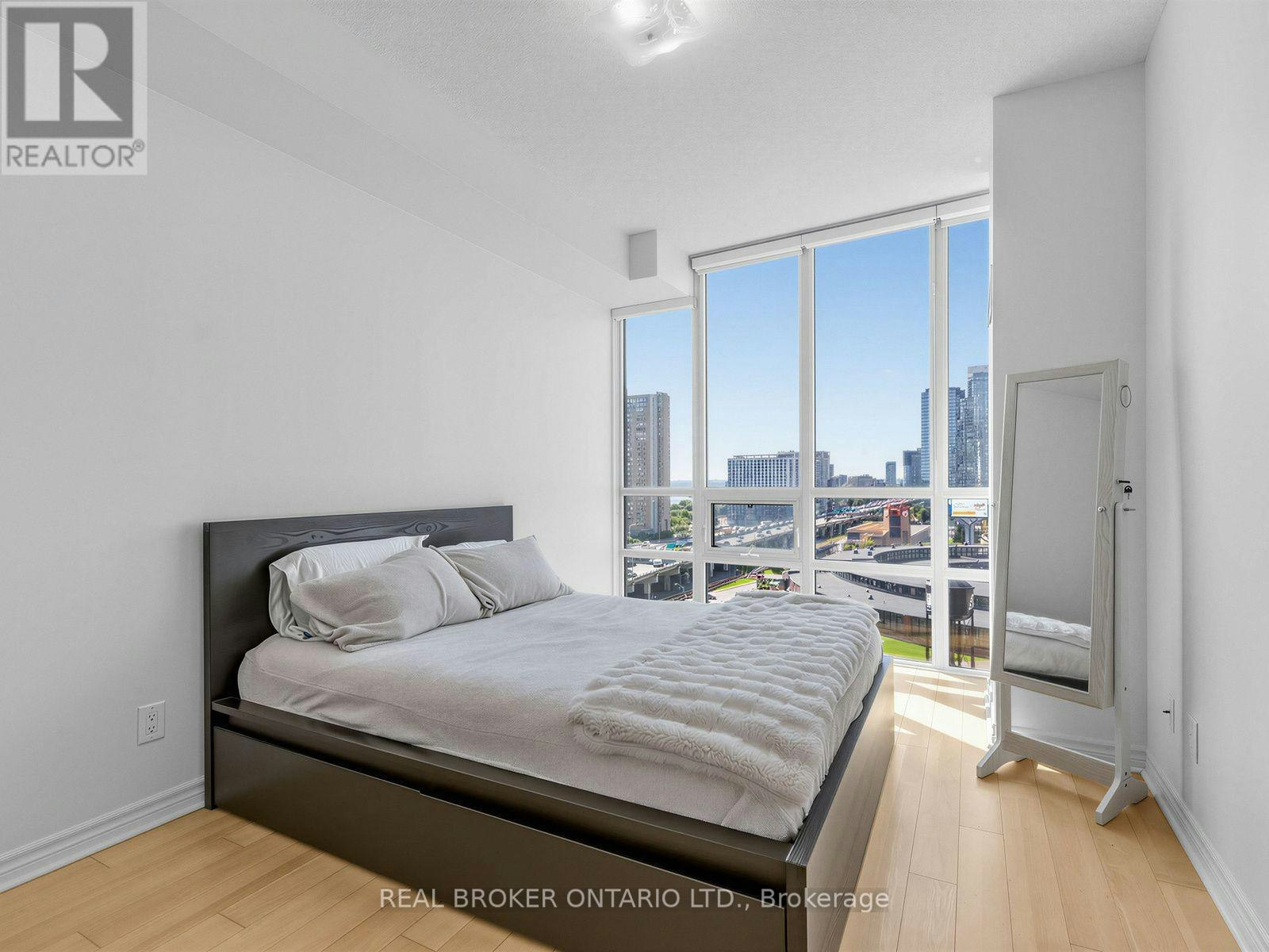 1717-25 Lower Simcoe Street, Toronto, ON, M5J 3A1 - 10