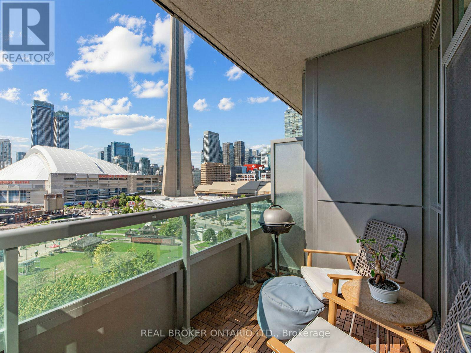 1717-25 Lower Simcoe Street, Toronto, ON, M5J 3A1 - 22