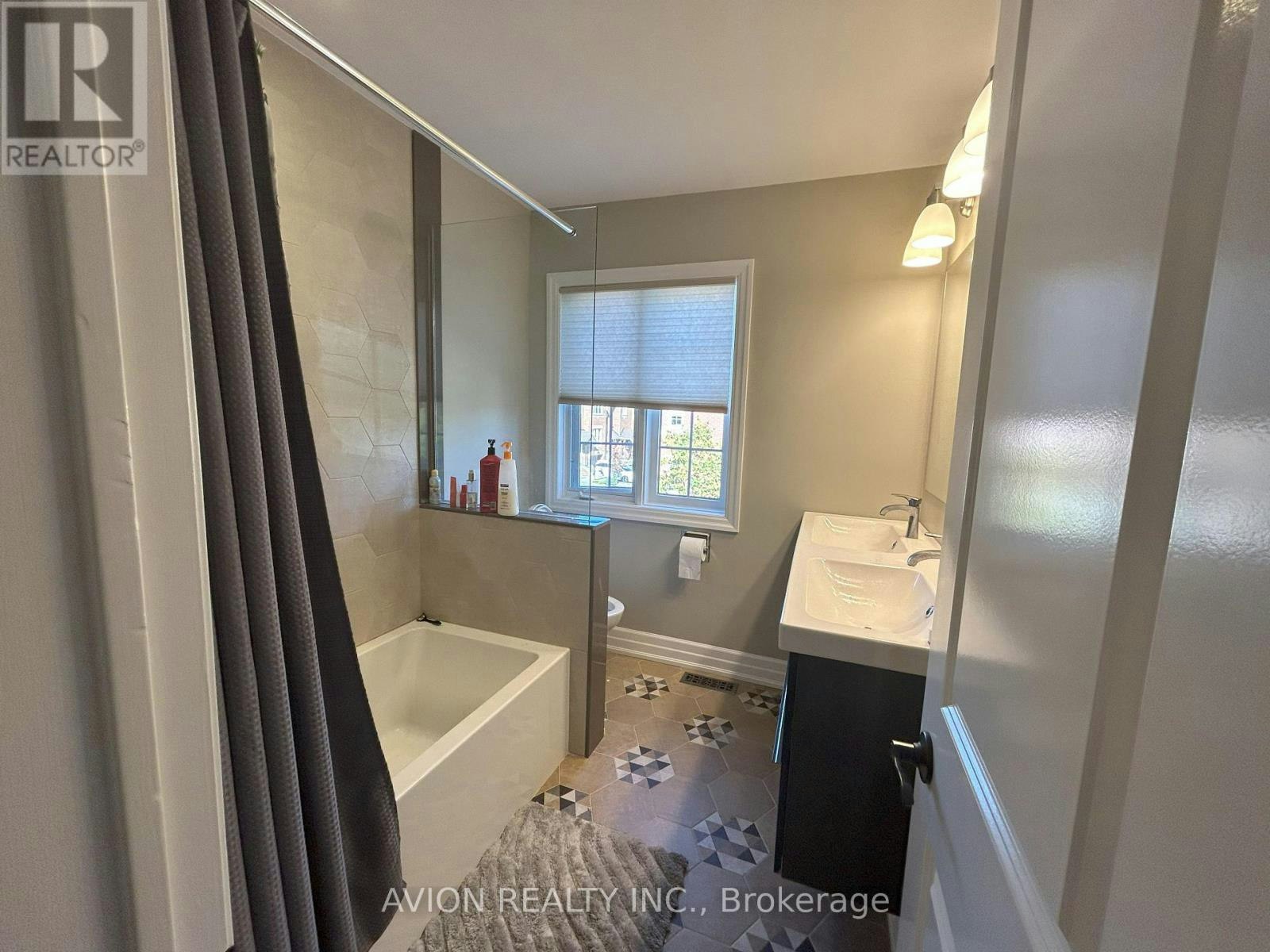37-95 Weldrick Avenue, Richmond Hill, ON, L4C 0H6 - 18