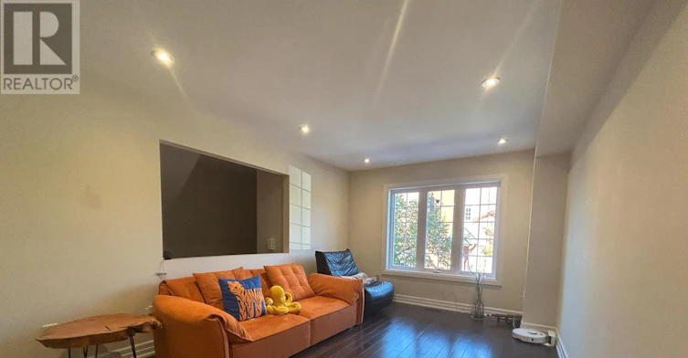 37-95 Weldrick Avenue, Richmond Hill, ON, L4C 0H6