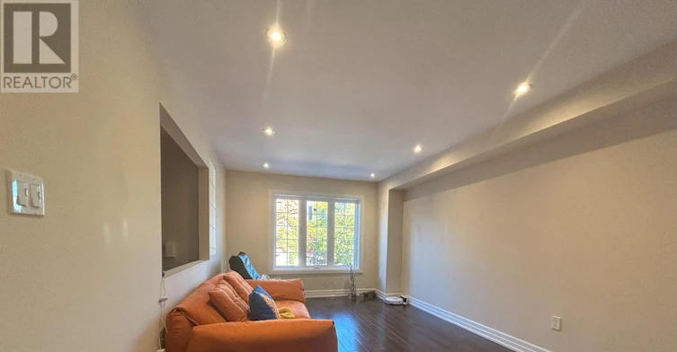 37-95 Weldrick Avenue, Richmond Hill, ON, L4C 0H6 - 3