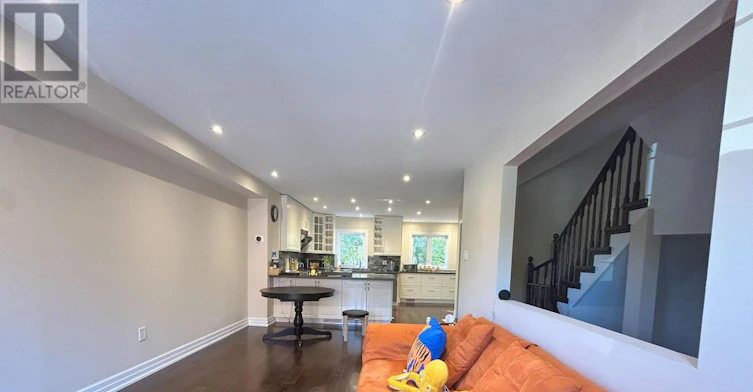 37-95 Weldrick Avenue, Richmond Hill, ON, L4C 0H6 - 4