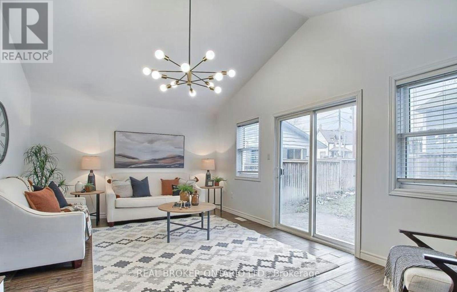 MAIN FLOOR-57 Main Street S, Uxbridge, ON, L9P 1J4 - 12