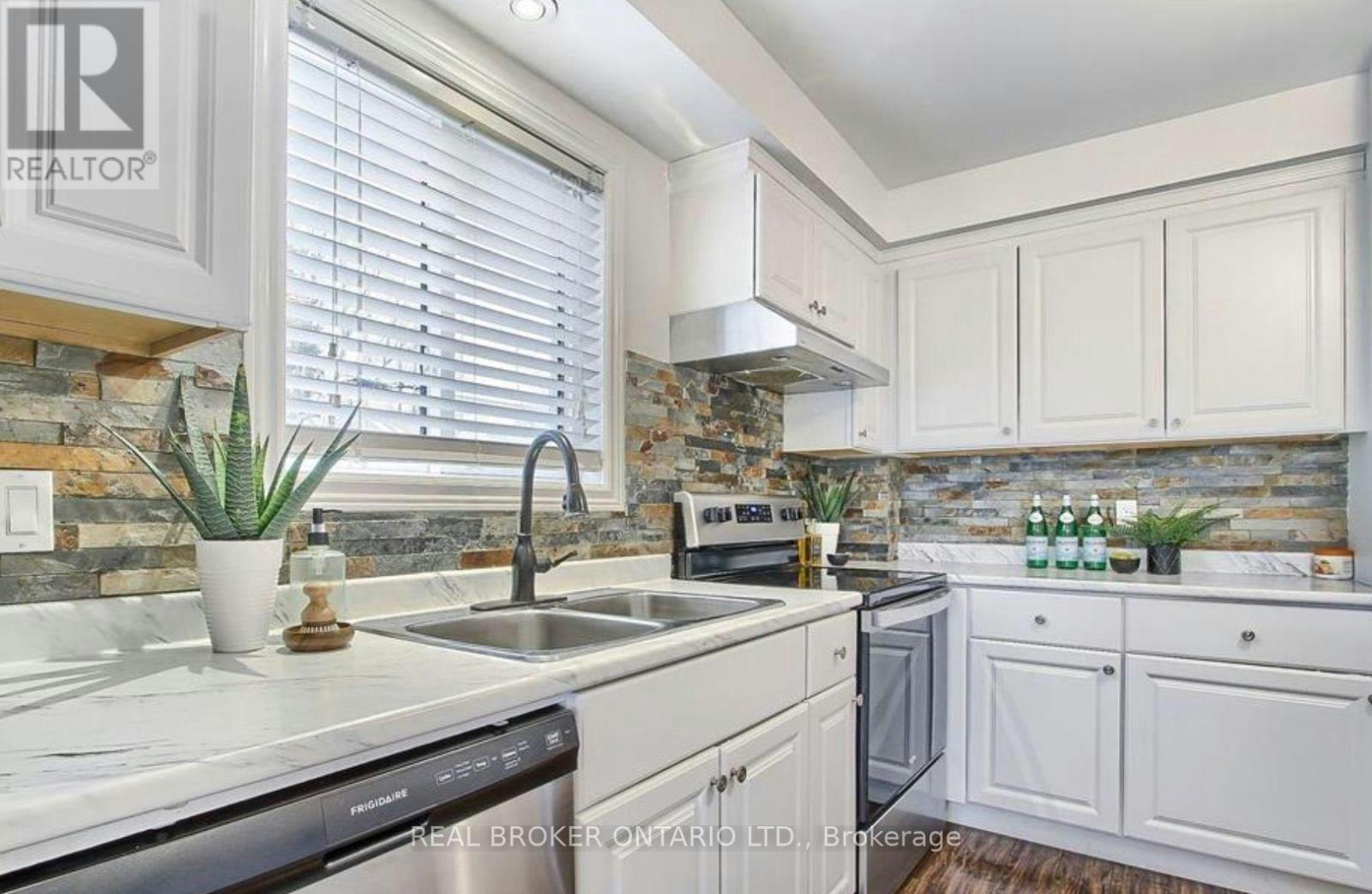 MAIN FLOOR-57 Main Street S, Uxbridge, ON, L9P 1J4 - 7