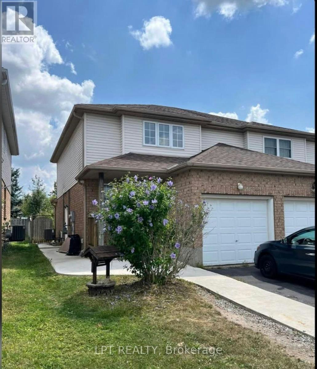 LOWER-26 Activa Avenue, Kitchener, ON, N2E 3R2