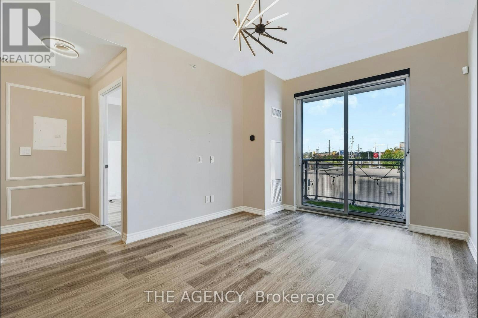 226-11611 Yonge Street, Richmond Hill, ON, L4E 3N8 - 8