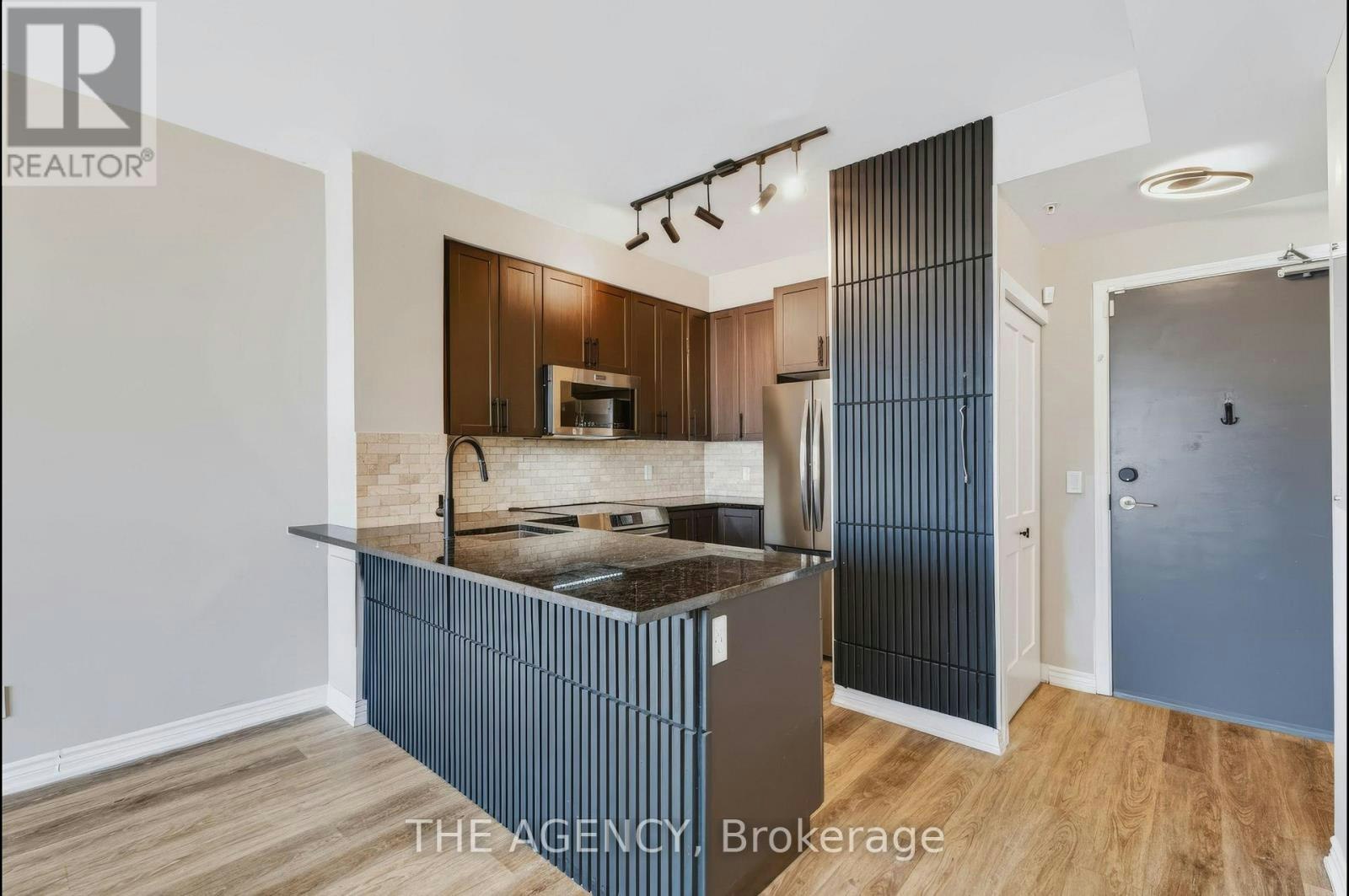 226-11611 Yonge Street, Richmond Hill, ON, L4E 3N8 - 3