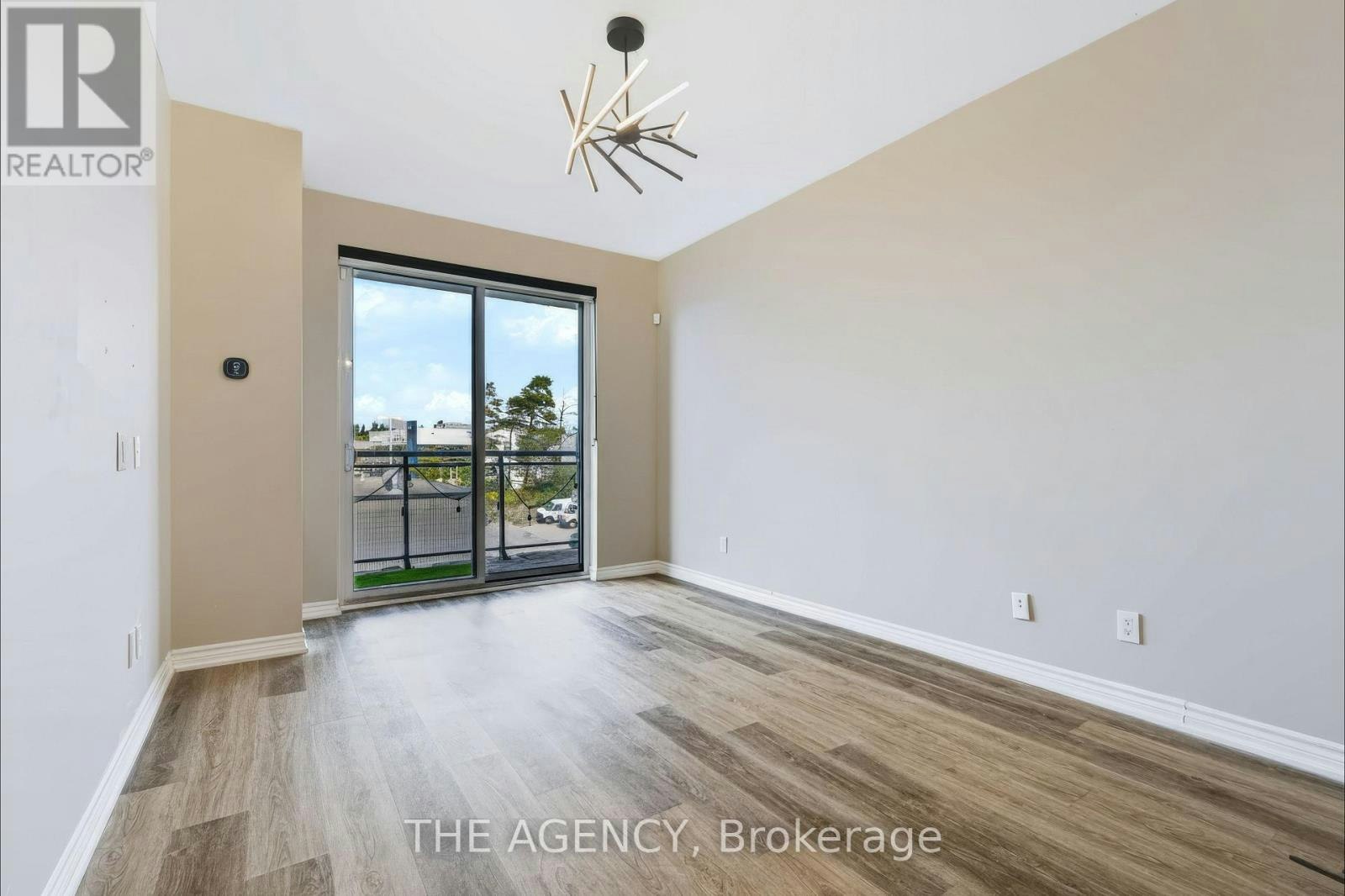 226-11611 Yonge Street, Richmond Hill, ON, L4E 3N8 - 7