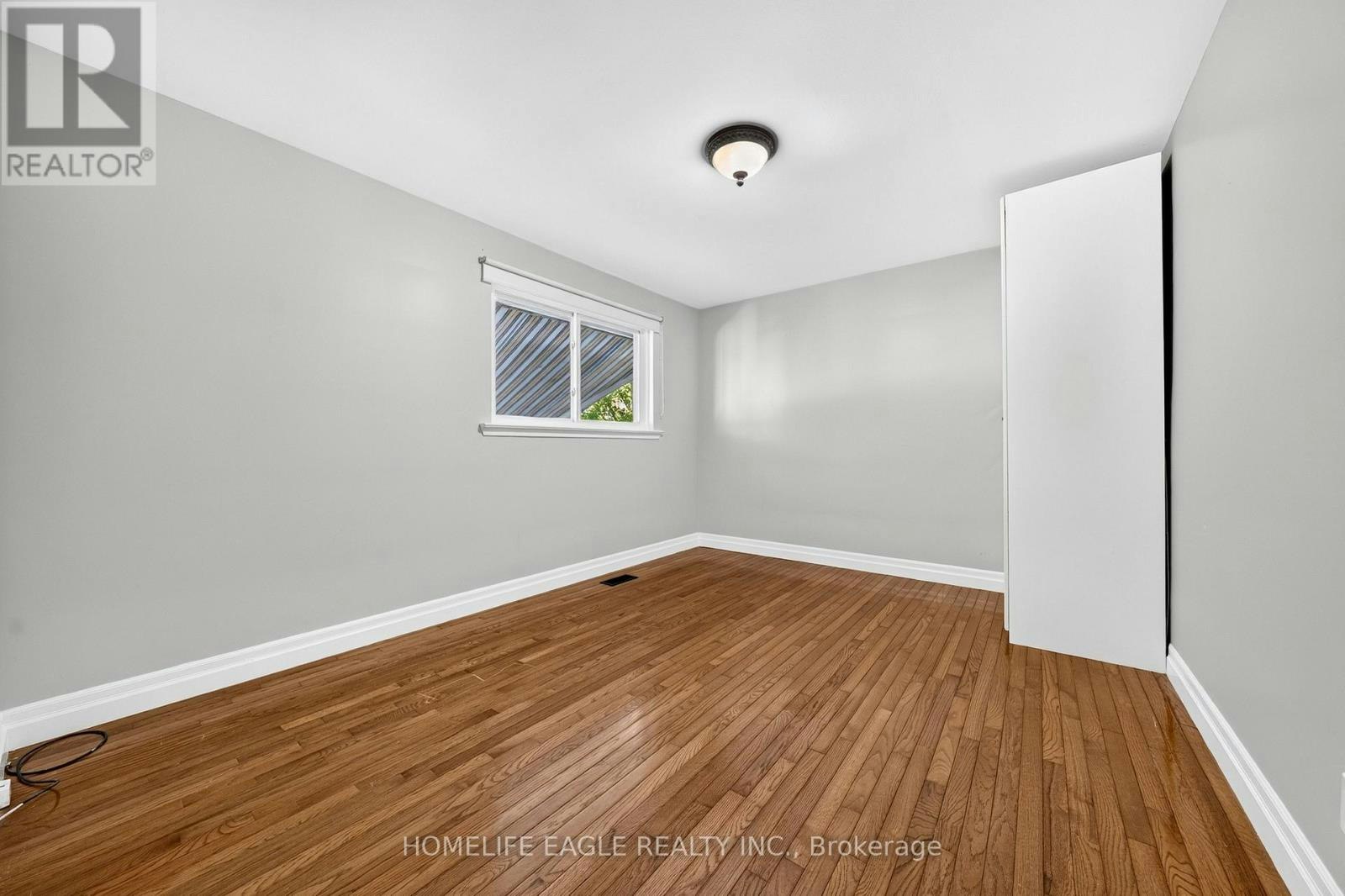 2 Aurora Heights Drive, Aurora, ON, L4G 2W4 - 11