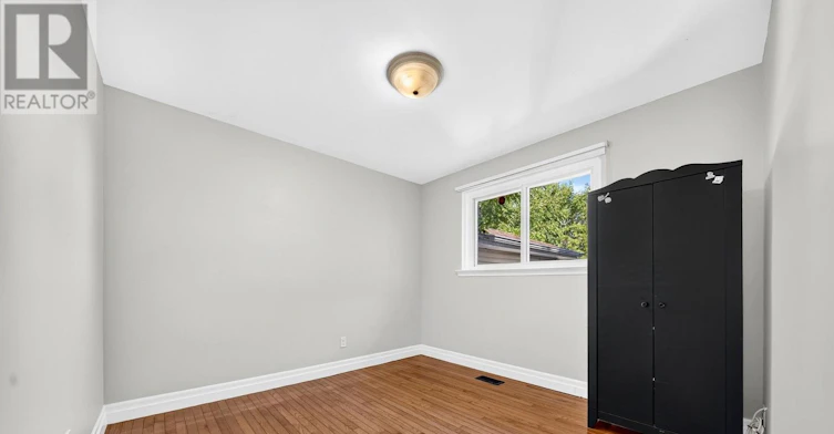2 Aurora Heights Drive, Aurora, ON, L4G 2W4 - 10