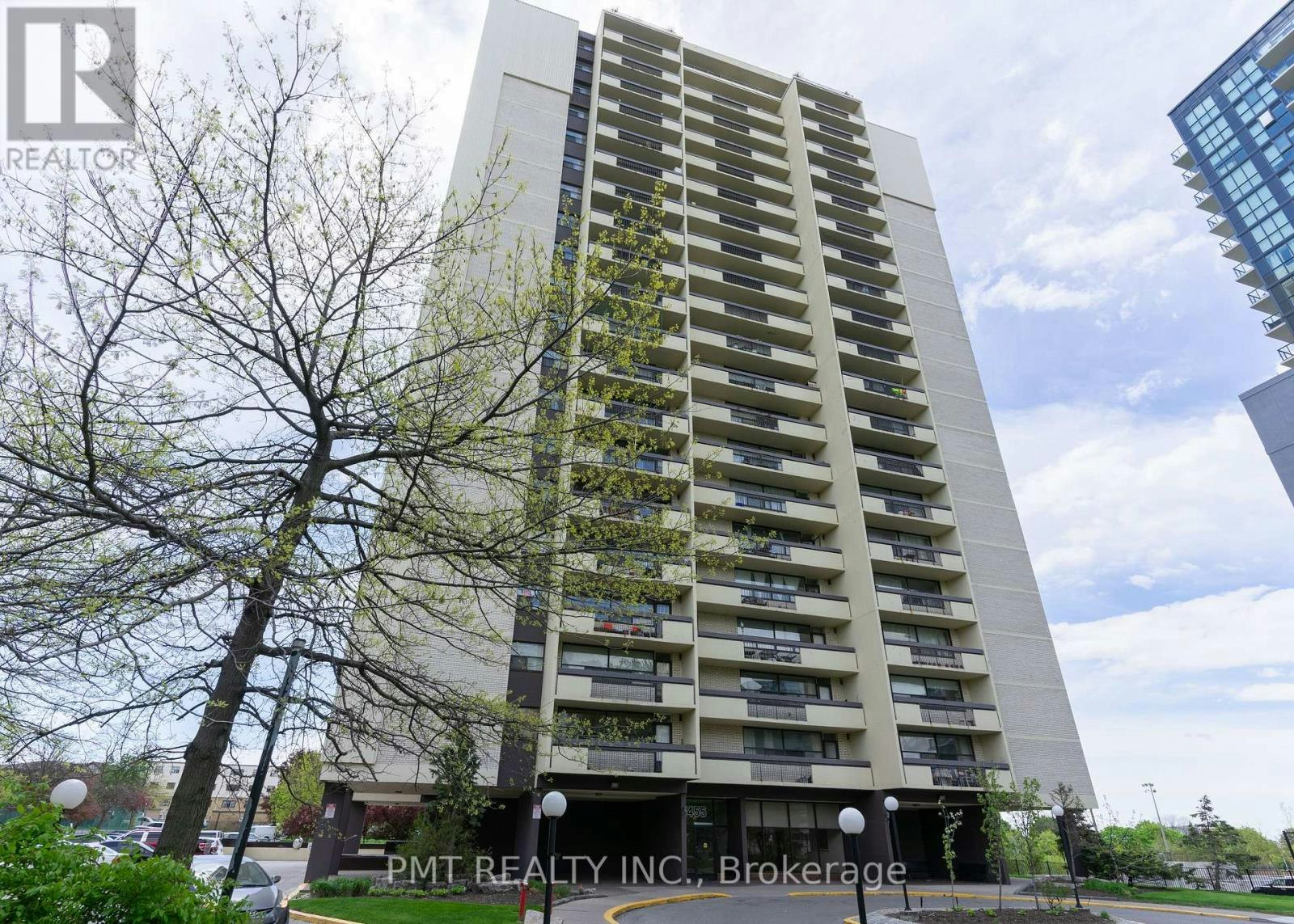 305-1455 Lawrence Avenue W, Toronto, ON, M6L 1B1