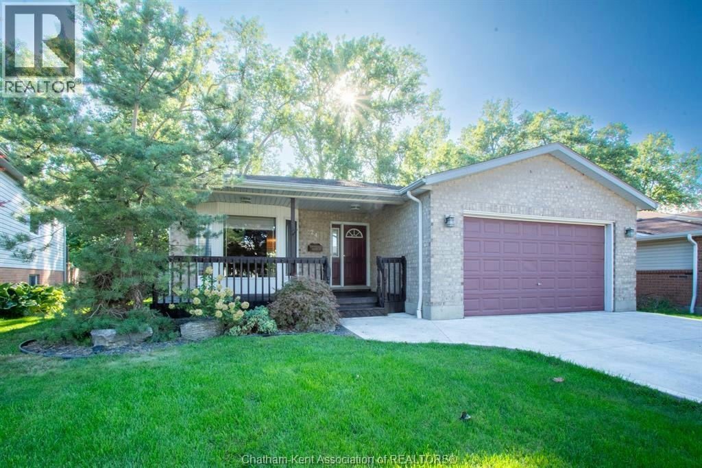 24 Churchill Park Road, Chatham-Kent, ON, N7M 6K5