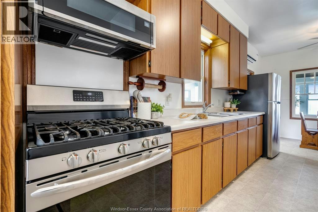 1263 Heritage Road, Kingsville, ON, N9Y 2E6 - 7