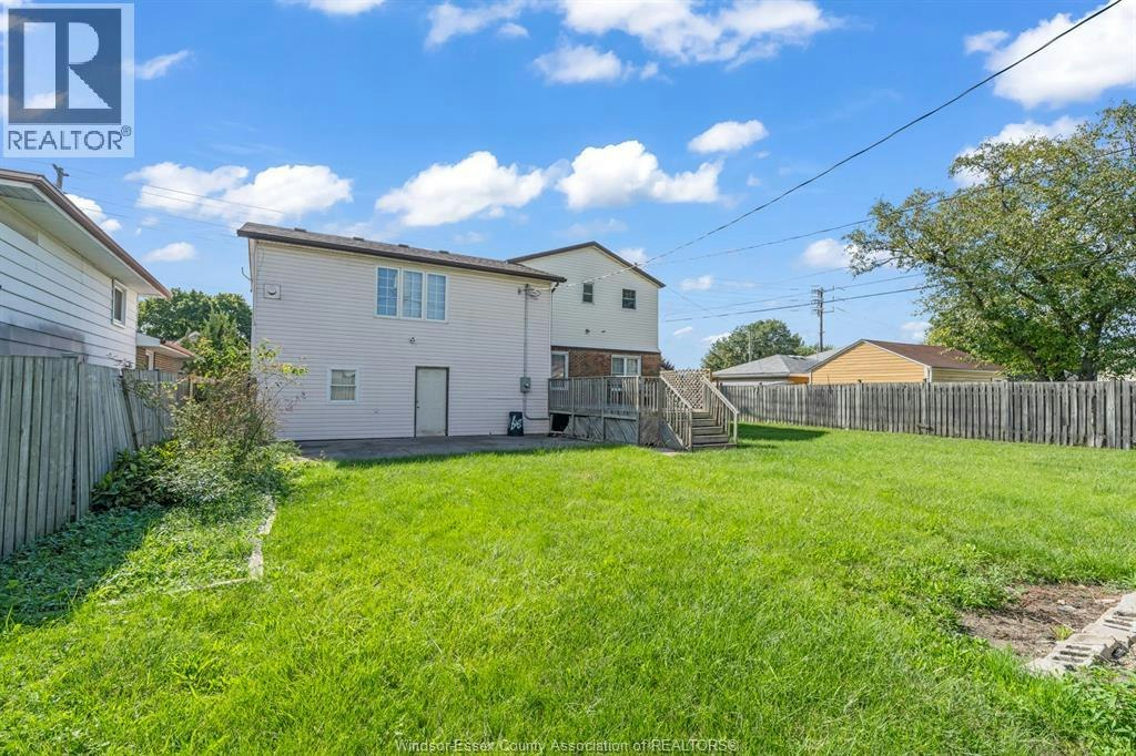 2416 Mercer Street, Windsor, ON, N8X 3R5 - 8
