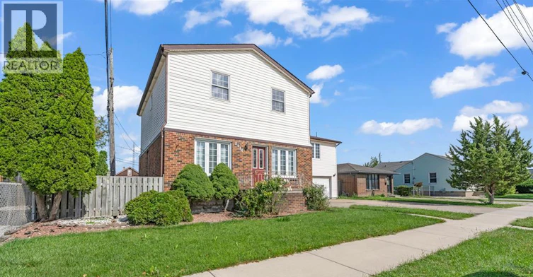 2416 Mercer Street, Windsor, ON, N8X 3R5 - 3