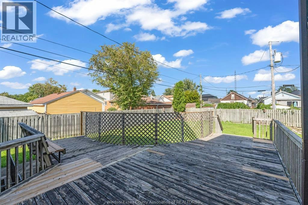 2416 Mercer Street, Windsor, ON, N8X 3R5 - 14