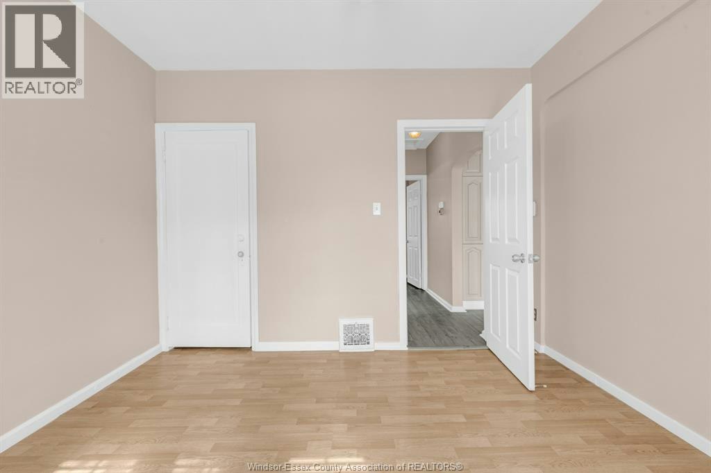 2416 Mercer Street, Windsor, ON, N8X 3R5 - 25