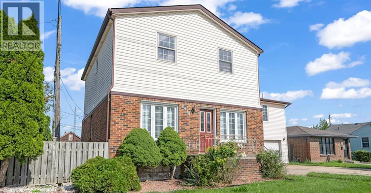2416 Mercer Street, Windsor, ON, N8X 3R5 - 4
