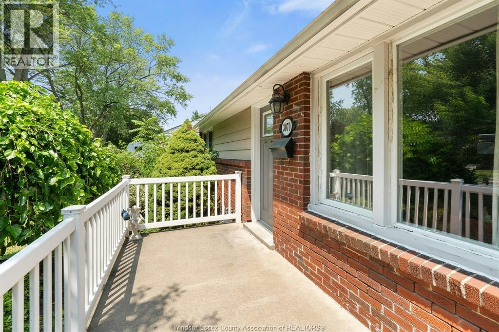 3070 Dandurand, Windsor, ON, N9E 2E6 - 3