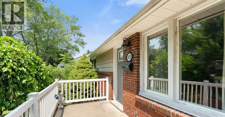 3070 Dandurand, Windsor, ON, N9E 2E6 - 3