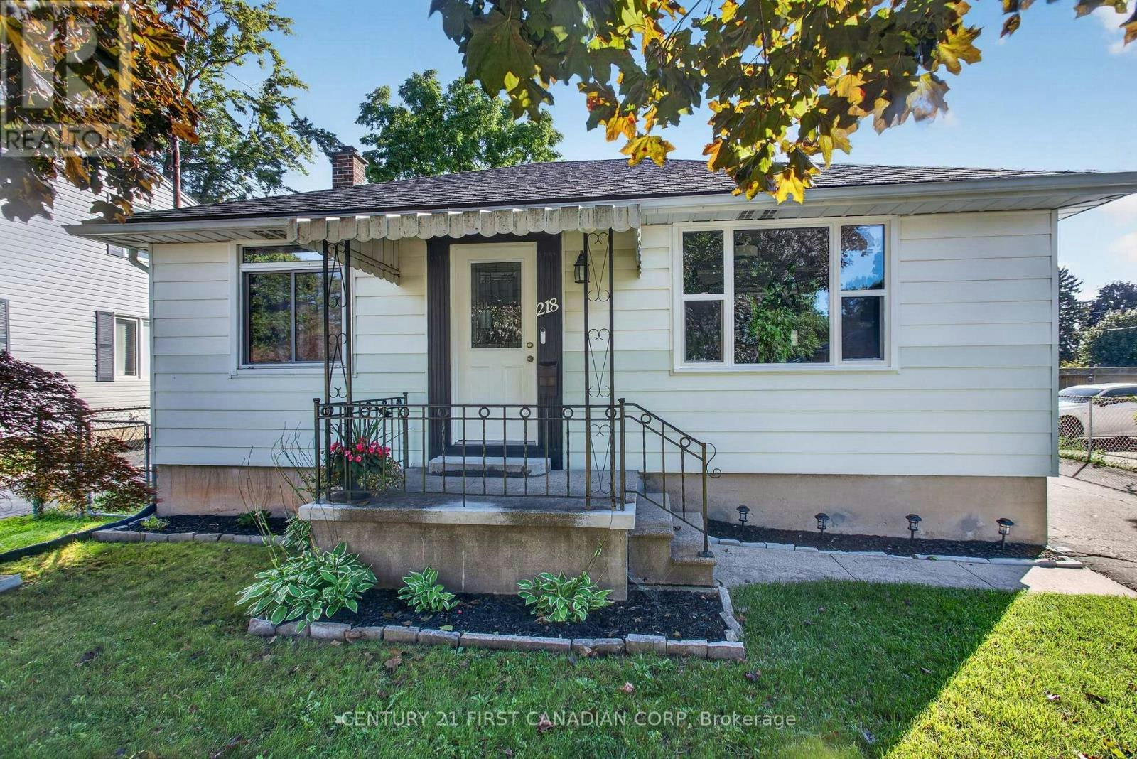 218 Vancouver Street, London, ON, N5W 4R8