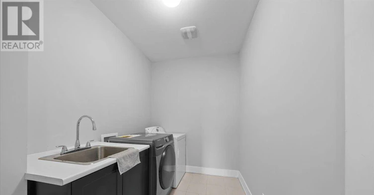 2413 Watercolours Way, Ottawa, ON, K2J 7A9 - 38