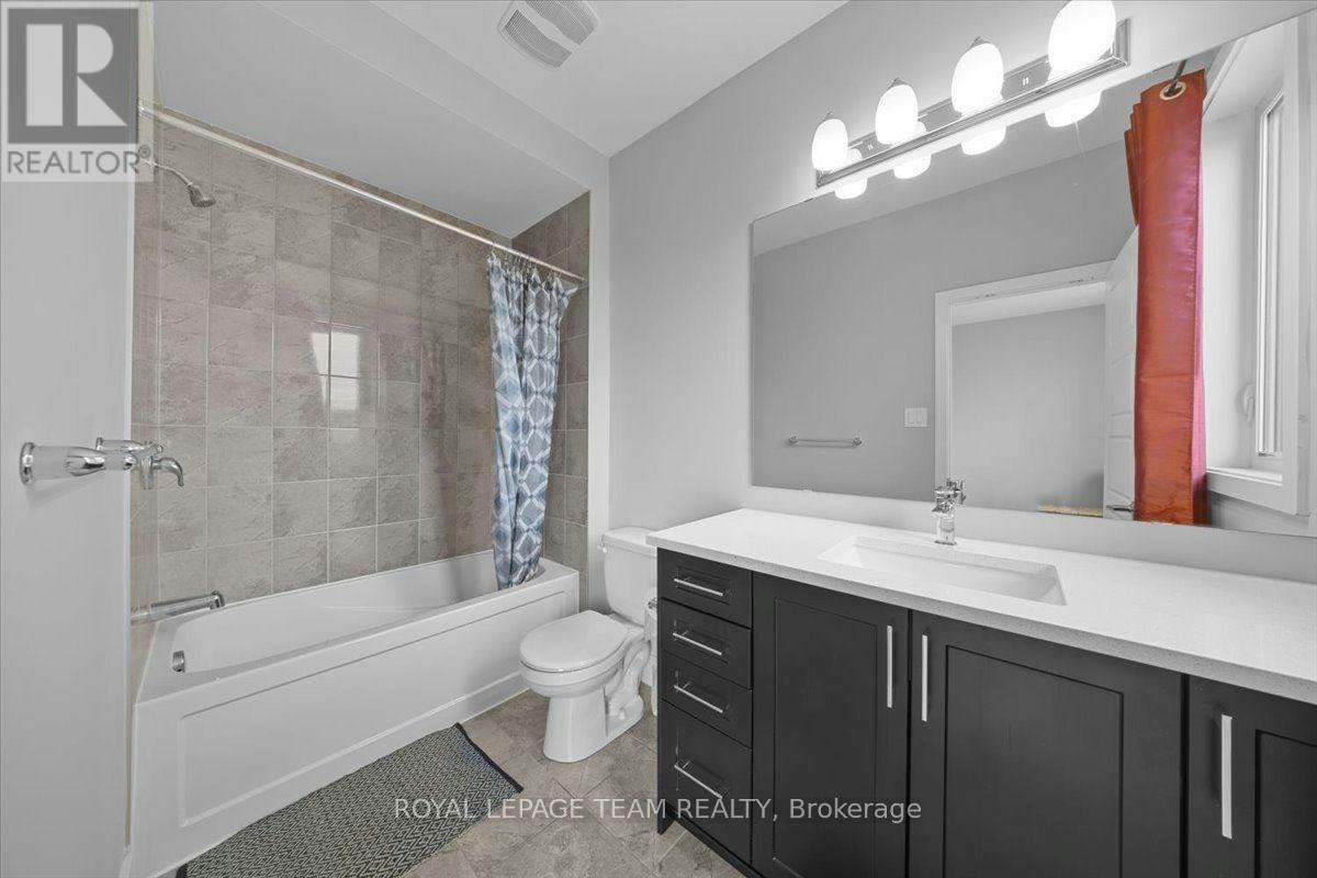 2413 Watercolours Way, Ottawa, ON, K2J 7A9 - 31