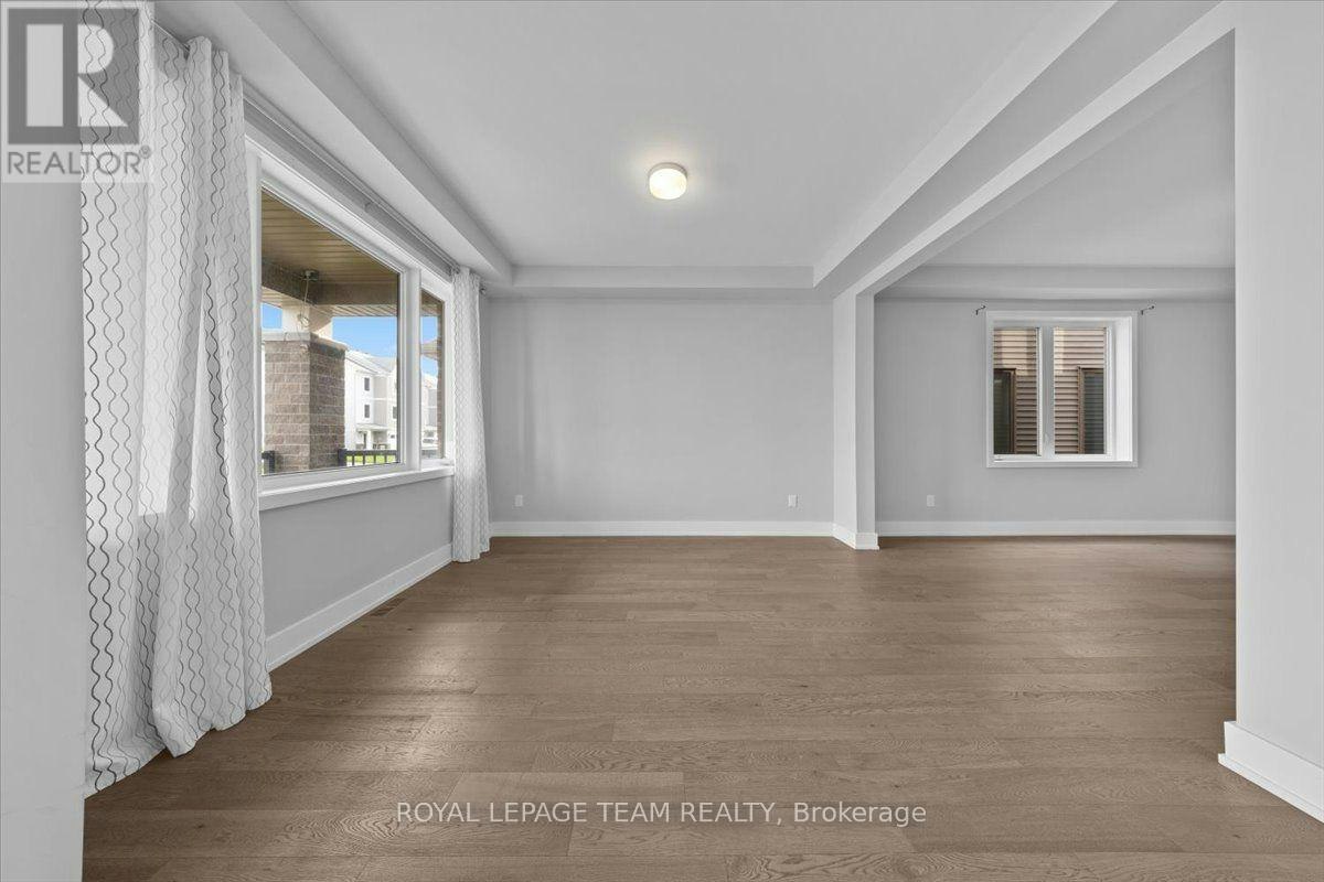 2413 Watercolours Way, Ottawa, ON, K2J 7A9 - 6