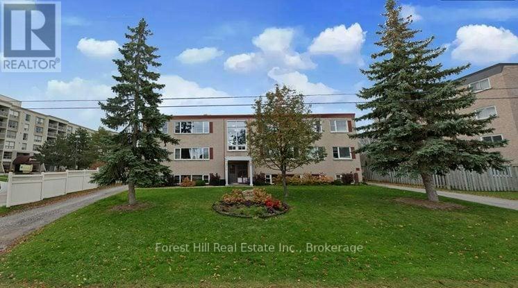 201-176 Eighth Street, Collingwood, ON, L9Y 2C8