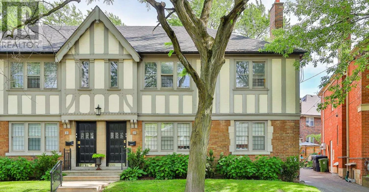 UPPER-11 Oriole Crescent, Toronto, ON, M5P 1L6