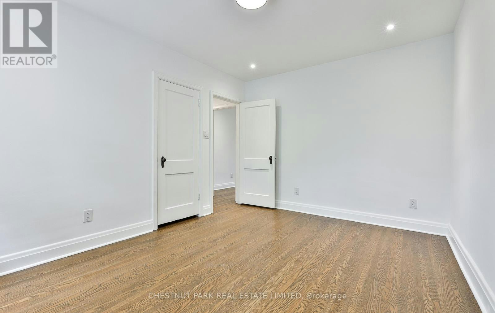 UPPER-11 Oriole Crescent, Toronto, ON, M5P 1L6 - 13