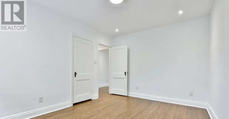 UPPER-11 Oriole Crescent, Toronto, ON, M5P 1L6 - 13