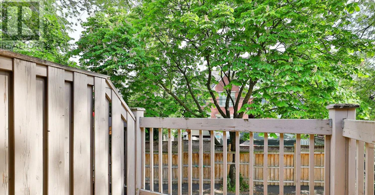 UPPER-11 Oriole Crescent, Toronto, ON, M5P 1L6 - 21