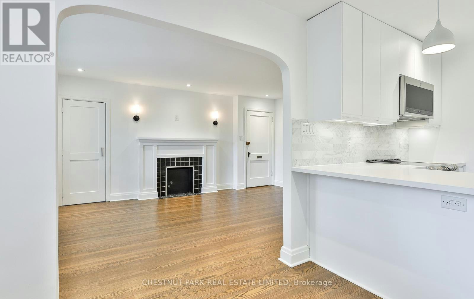 UPPER-11 Oriole Crescent, Toronto, ON, M5P 1L6 - 12