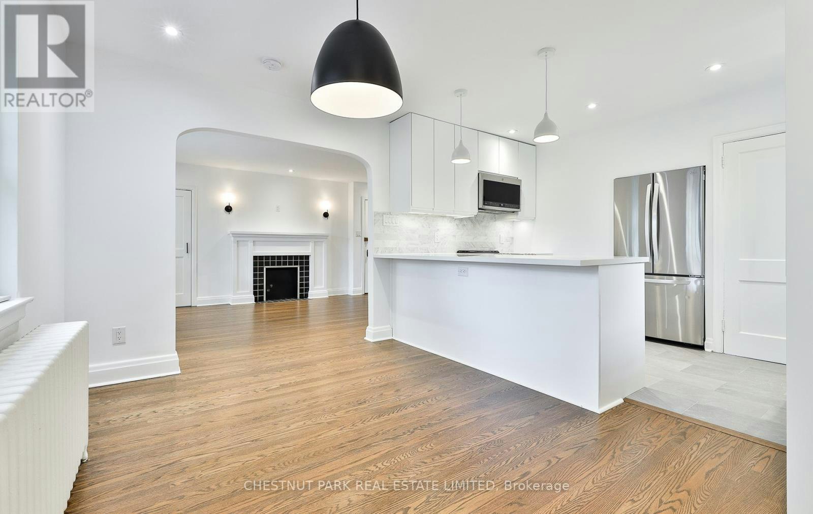 UPPER-11 Oriole Crescent, Toronto, ON, M5P 1L6 - 8