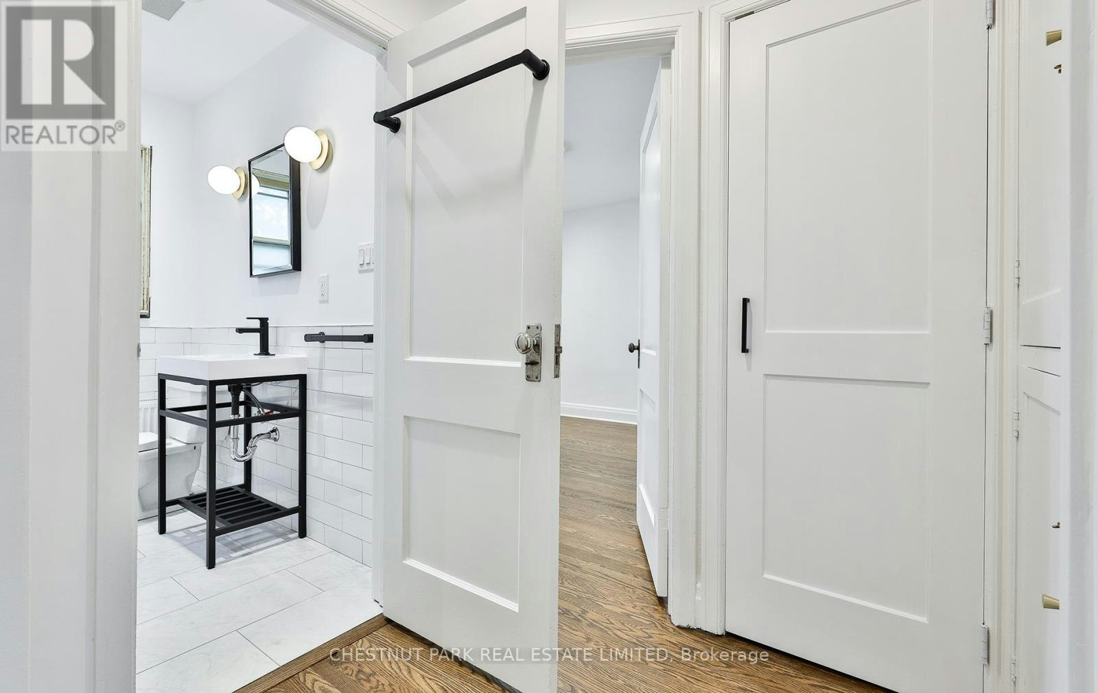 UPPER-11 Oriole Crescent, Toronto, ON, M5P 1L6 - 15