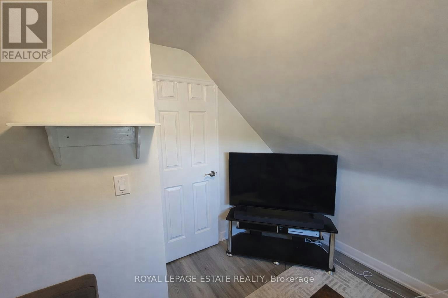 UPPER-13 Pinegrove Avenue, Toronto, ON, M1N 2G3 - 6