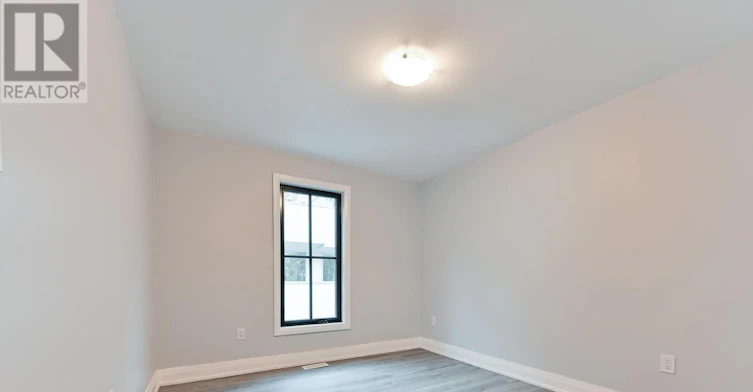 208 Woodbine Avenue, Toronto, ON, M4L 3P2 - 21