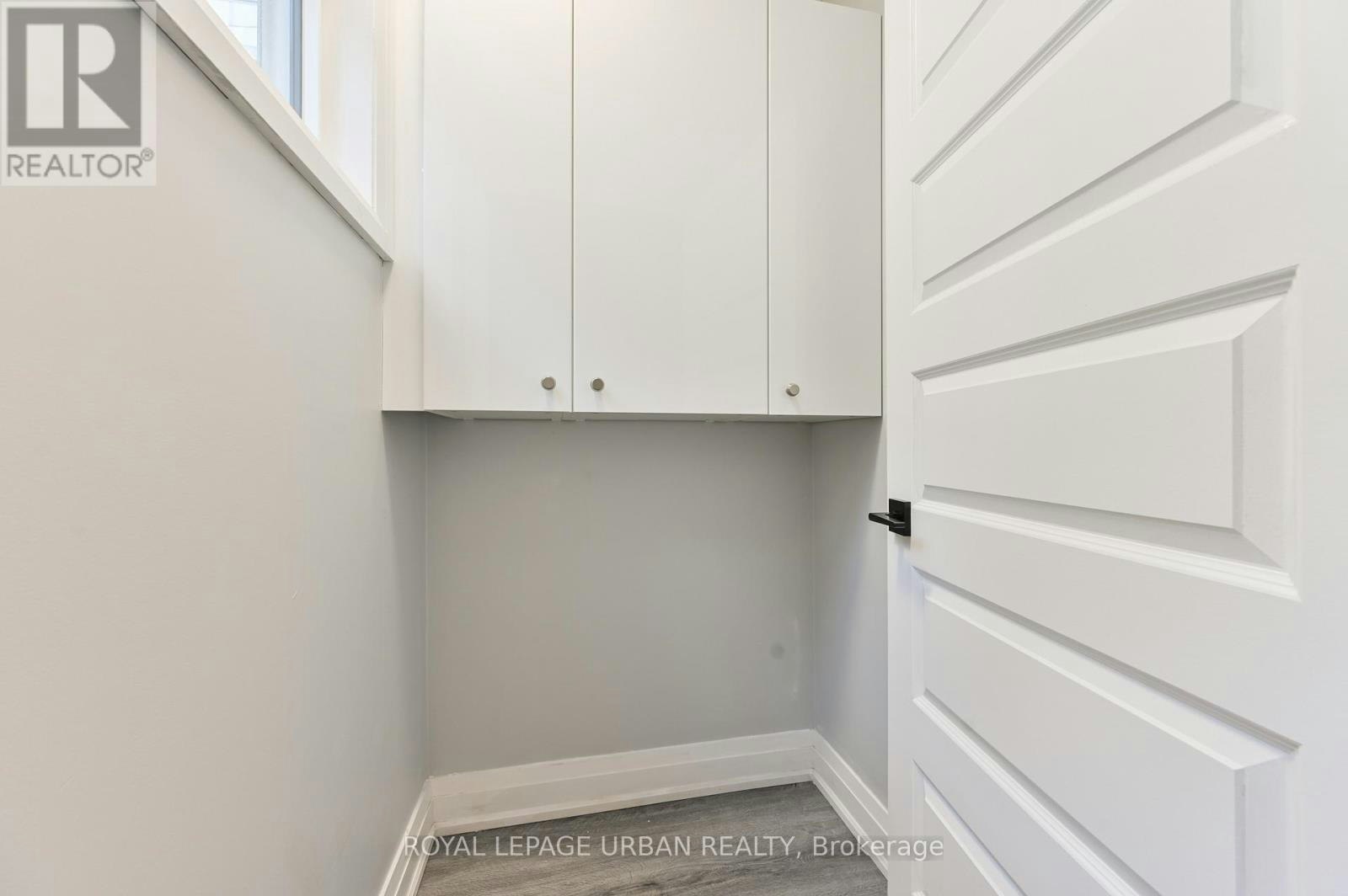 208 Woodbine Avenue, Toronto, ON, M4L 3P2 - 23
