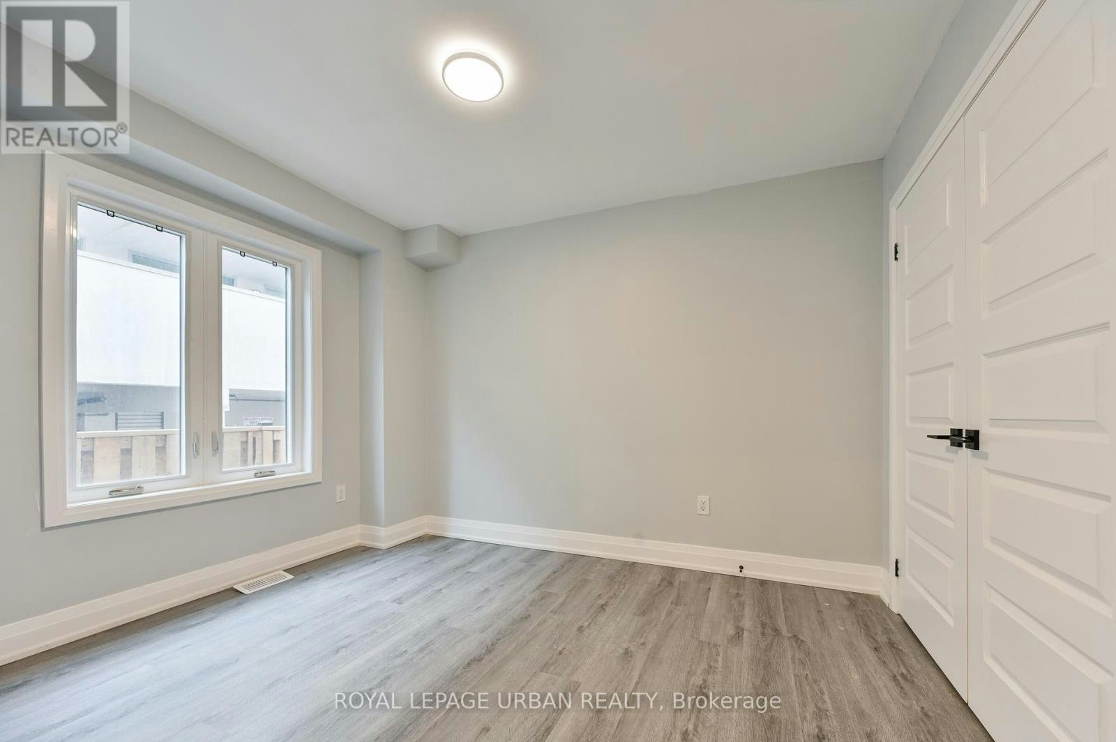 208 Woodbine Avenue, Toronto, ON, M4L 3P2 - 12