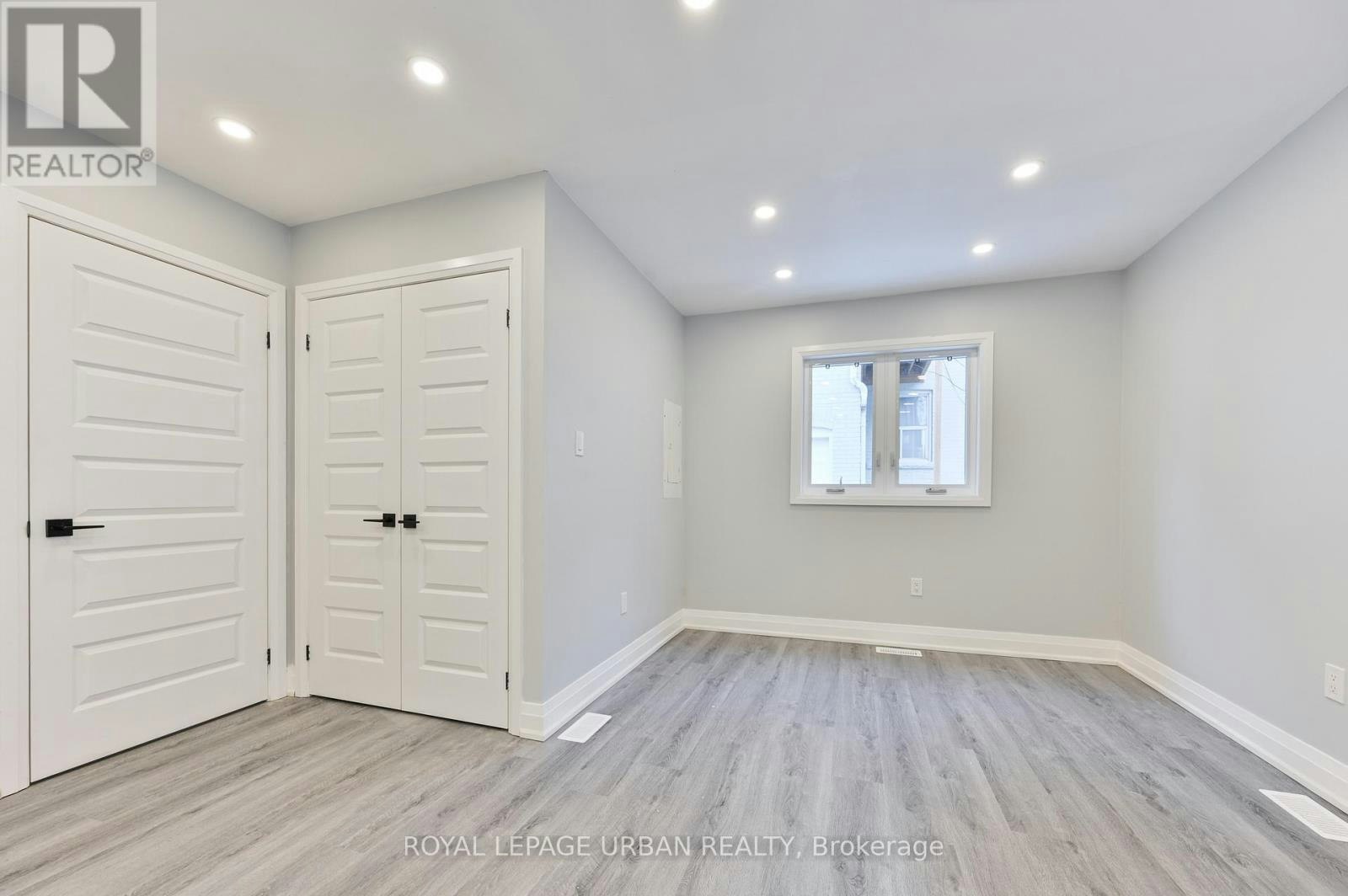 208 Woodbine Avenue, Toronto, ON, M4L 3P2 - 11