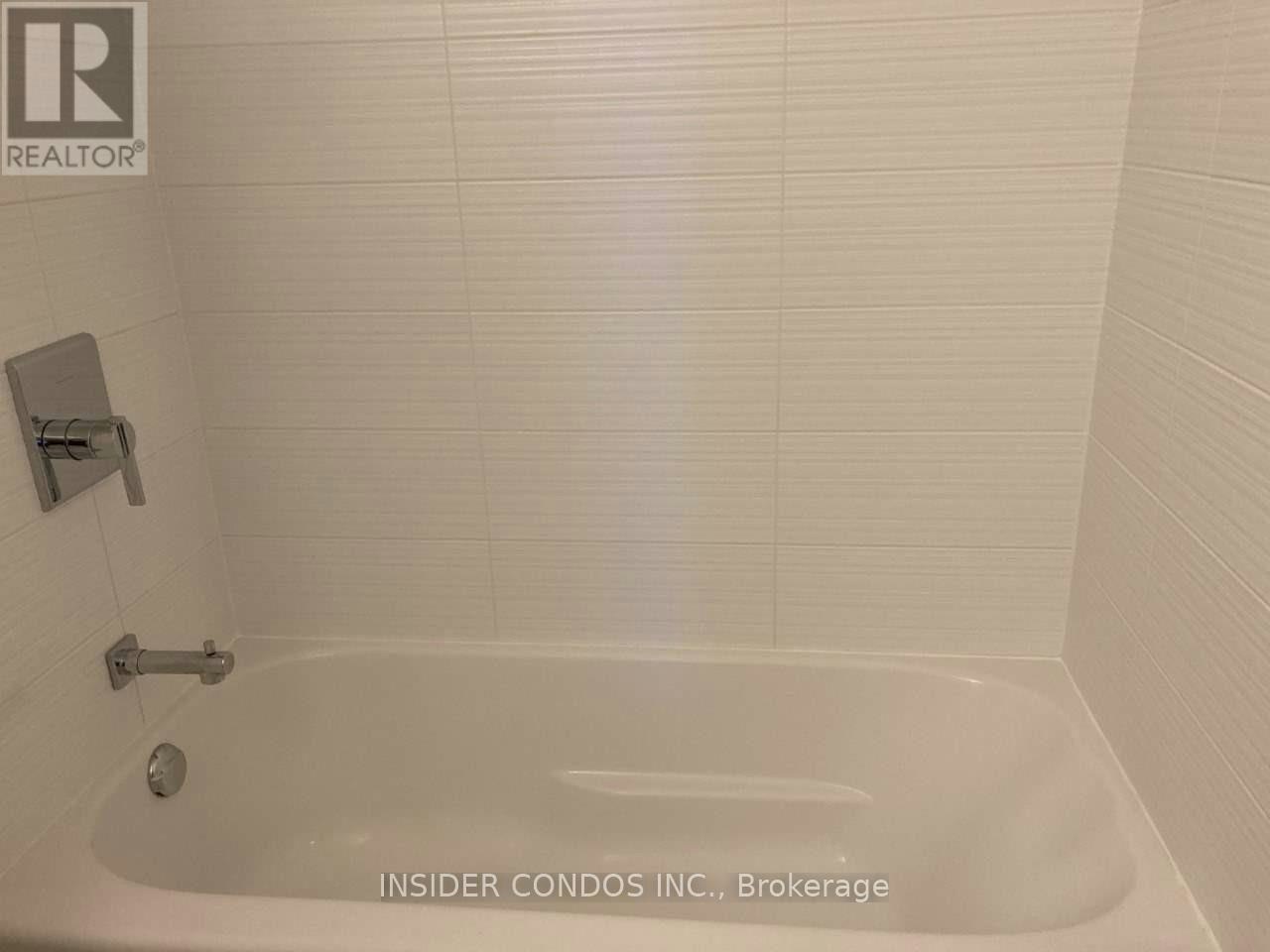 2210-3600 7 Highway, Vaughan, ON, L4L 0G7 - 9