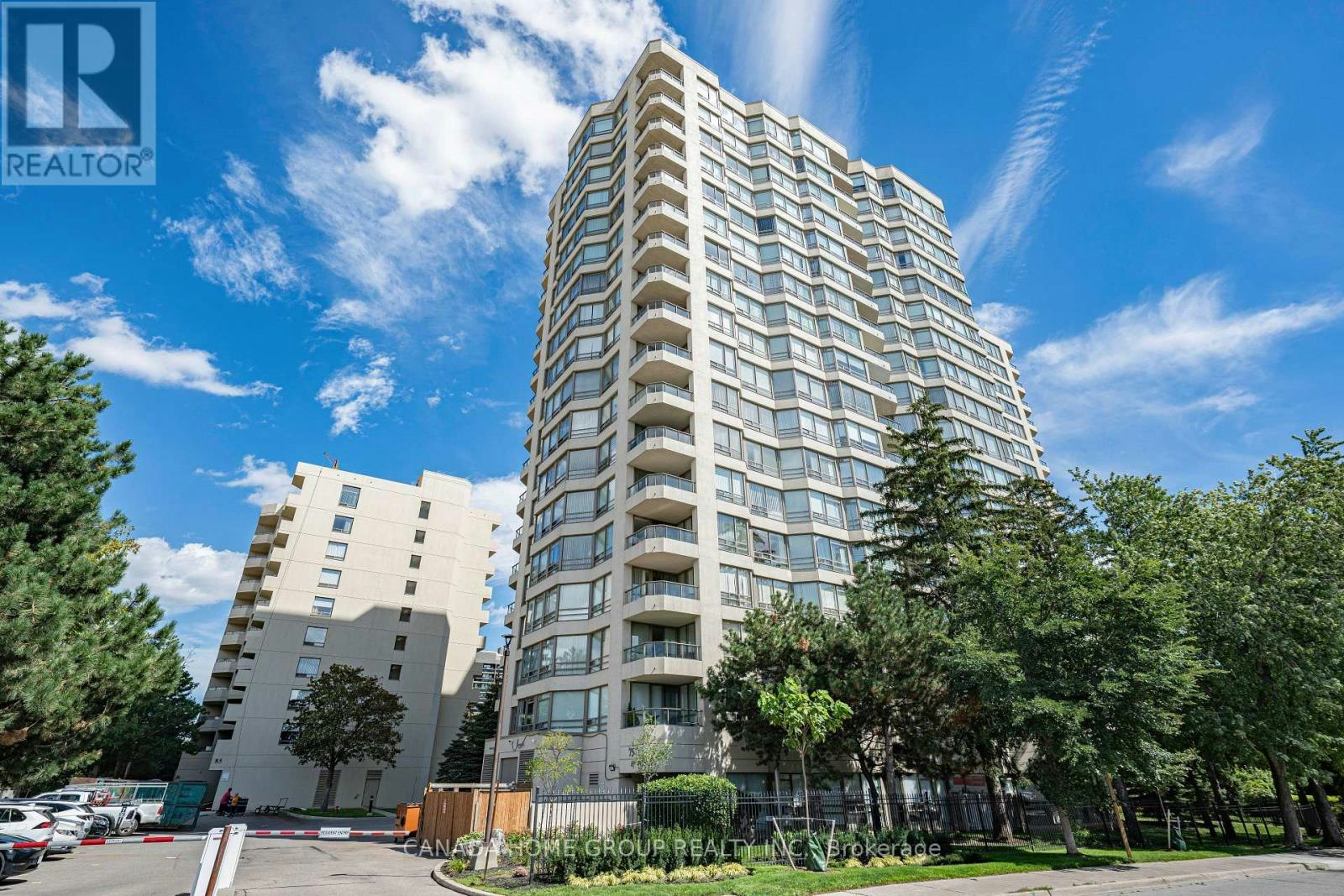 1608-75 King Street E, Mississauga, ON, L5A 4G5