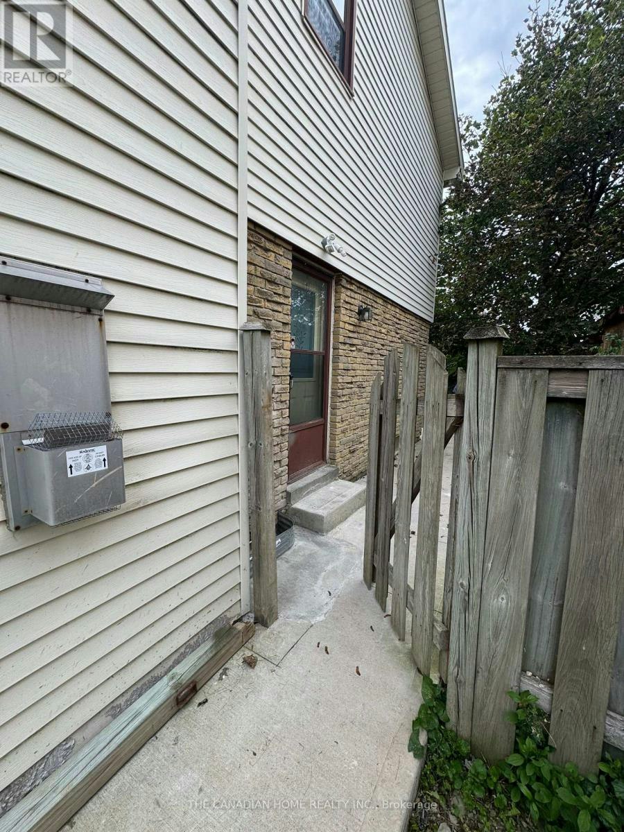 BSMT-64 Somerset Drive, Brampton, ON, L6Z 1C5