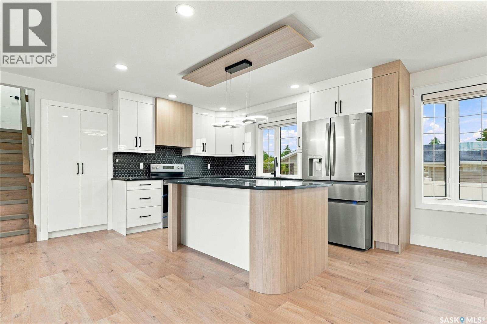 702 Mckercher Drive, Saskatoon, SK, S7H 3W7