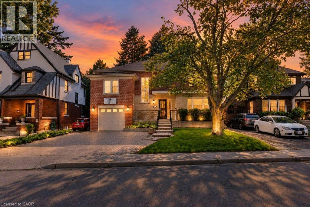 31 Fairleigh Crescent, Hamilton, ON, L8M 2L1