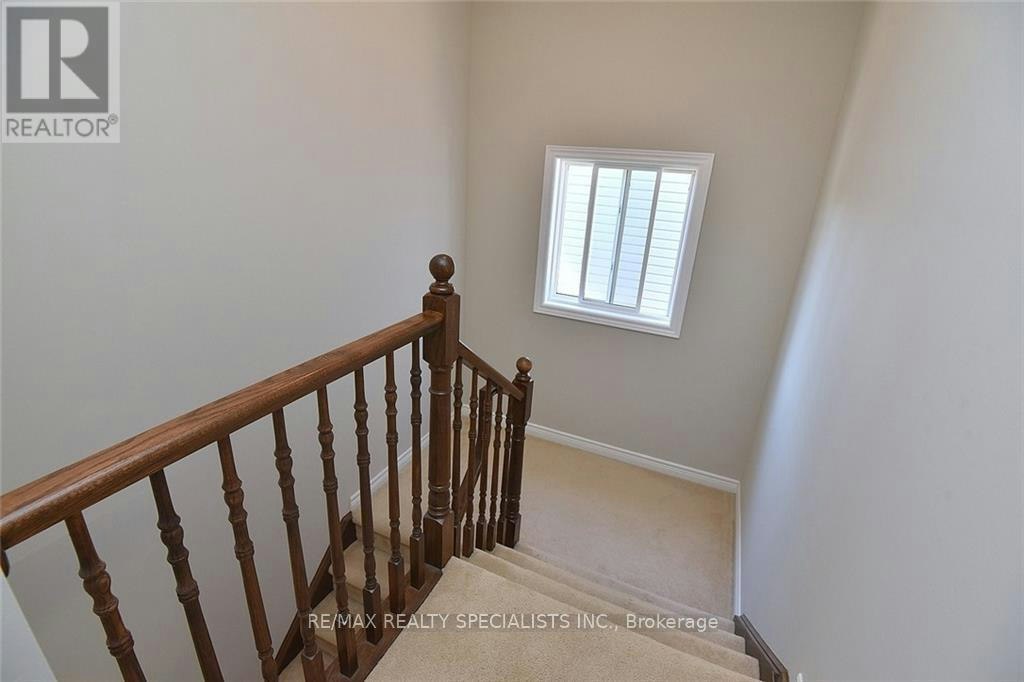 310 Brigadoon Drive, Hamilton, ON, L9C 0B7 - 15