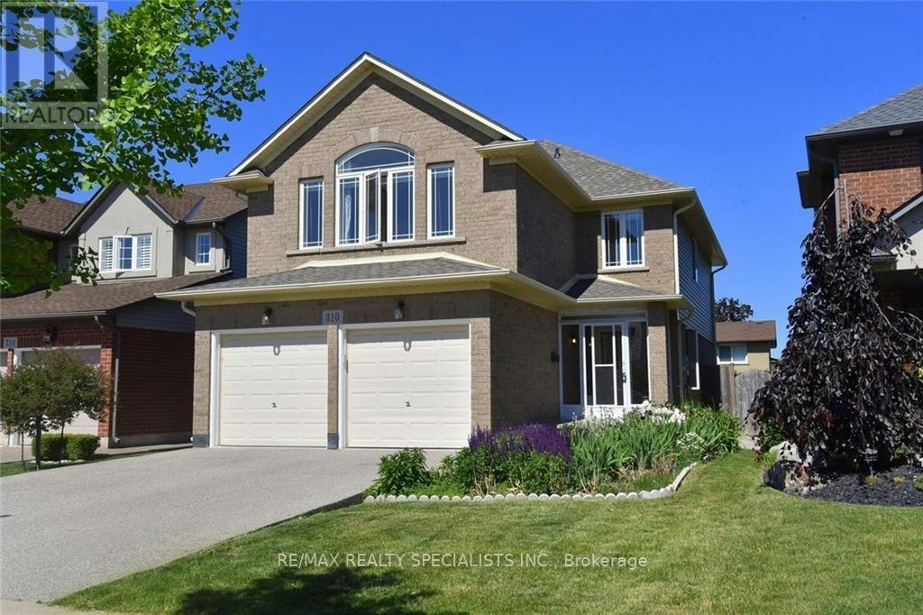 310 Brigadoon Drive, Hamilton, ON, L9C 0B7 - 3